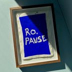 Ro. Pause. - originalt papirværk - 28,5 x 38,5 cm - Røget egetræsramme