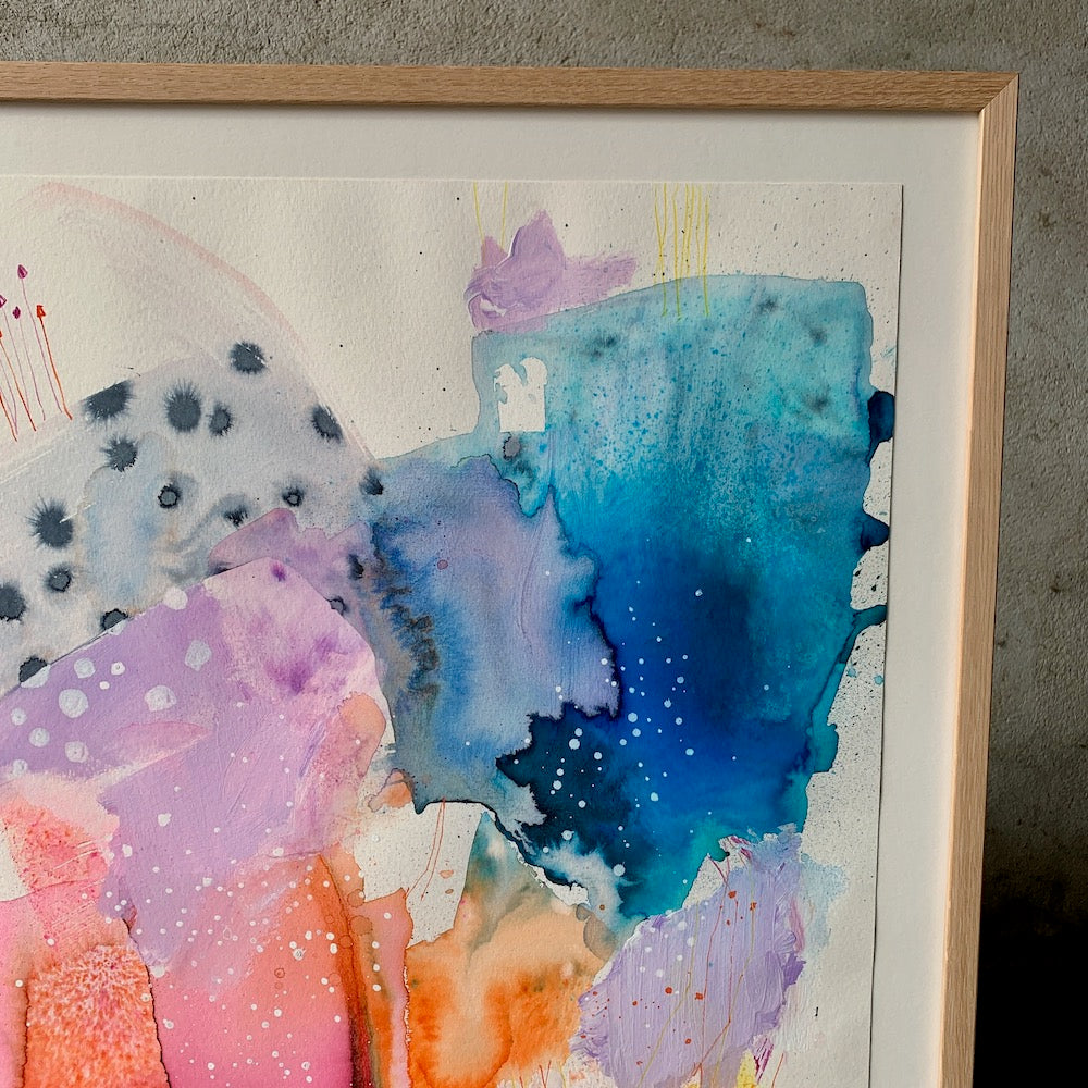 Drops #2 - maleri på papir i egetræsramme - 58x73 cm